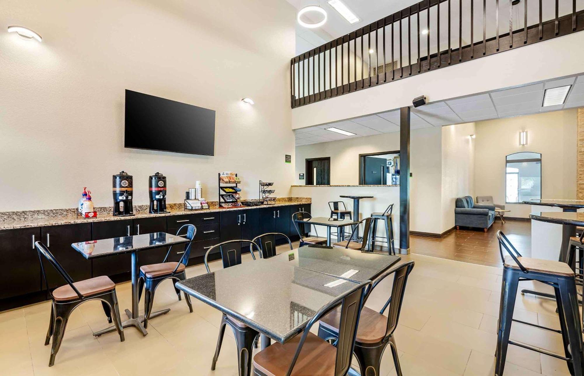 Extended Stay America Suites - Buffalo - Airport チークタワーガ エクステリア 写真
