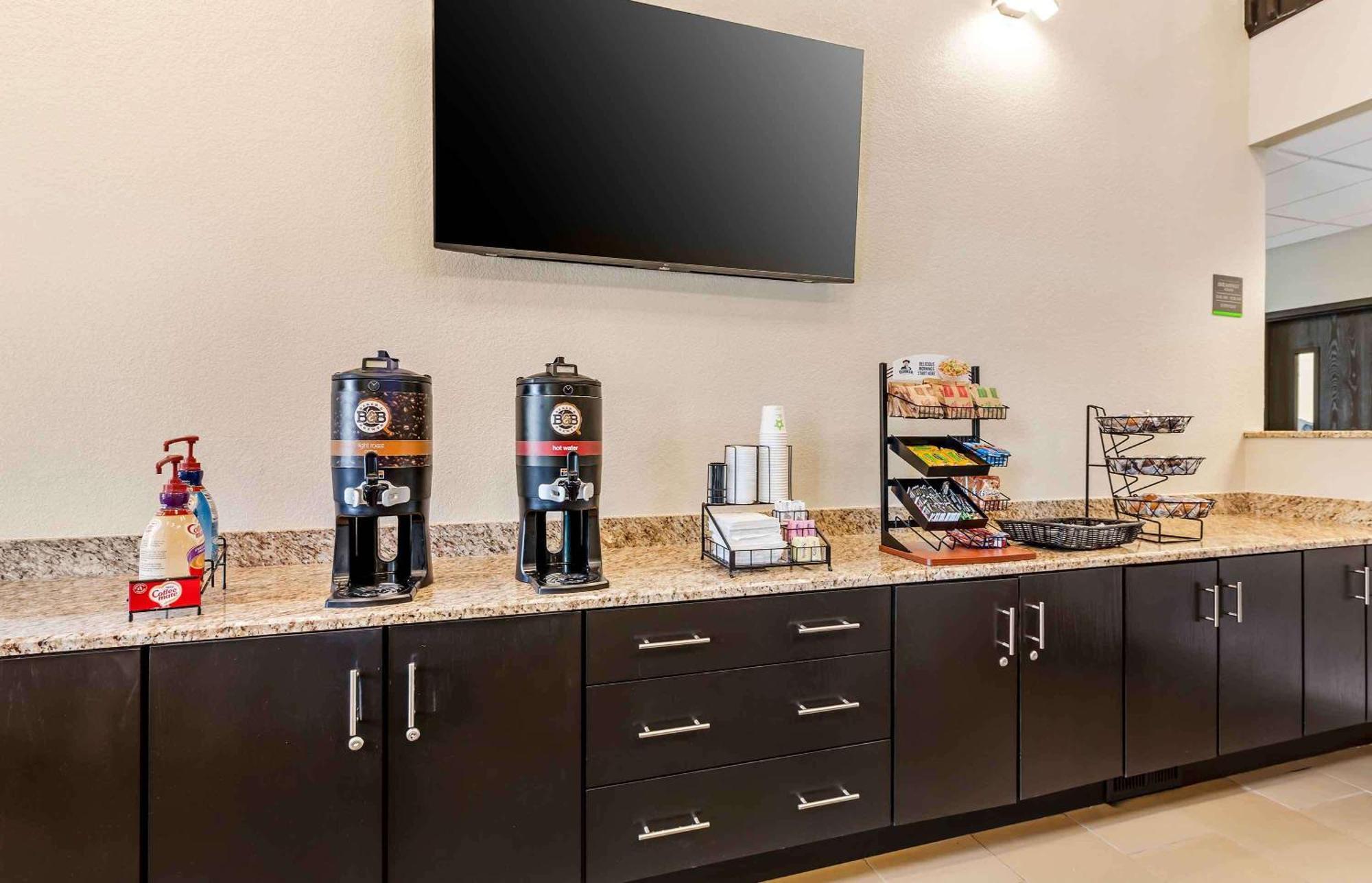 Extended Stay America Suites - Buffalo - Airport チークタワーガ エクステリア 写真